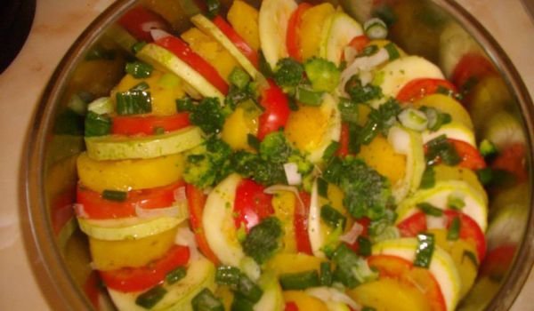 Редена запеканка със зеленчуци