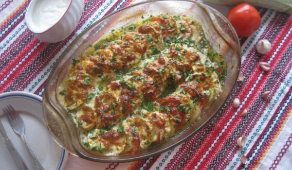 Редено със зеленчуци и козе сирене