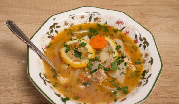 Рибена чорба с резене