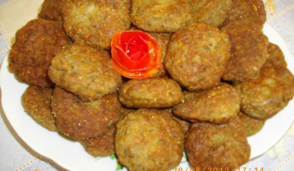 Рибни кюфтета с картофи