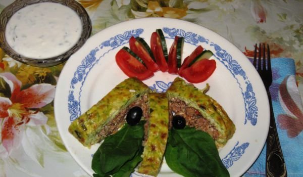 Руло от тиквички с кайма