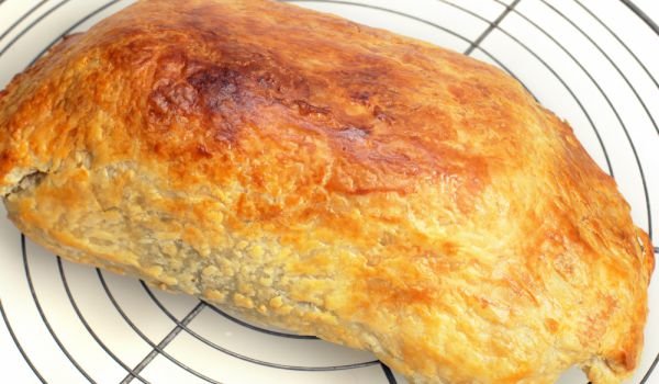 Руло с боб и бекон