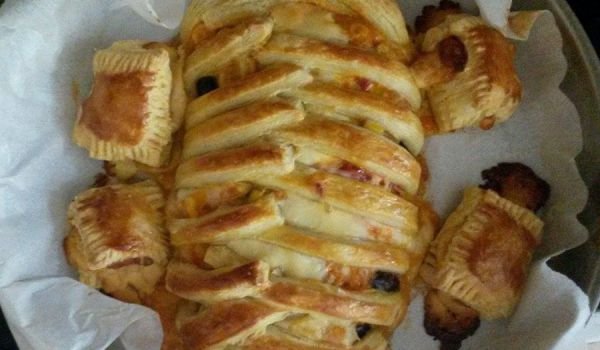 Руло с бутер тесто