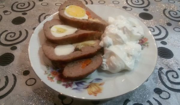 Руло Стефани с гъби и моркови