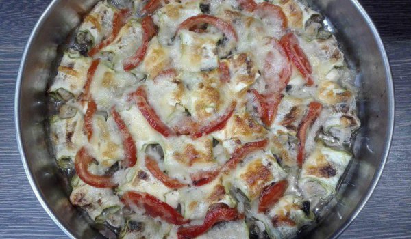 Рулца от тиквички с пилешко