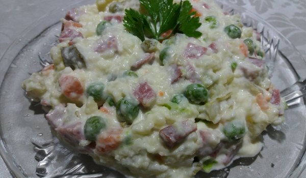 Руска салата без яйца
