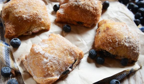 Руски банички с боровинки