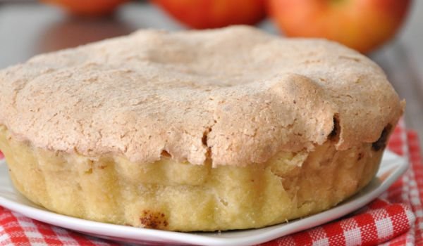 Руски пирог от сушени ябълки