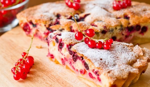 Руски пирог с касис