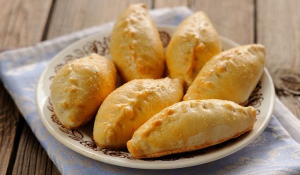Руски пирожки с различни плънки