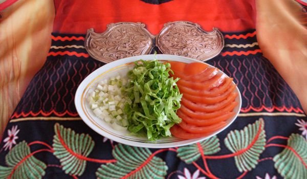 Салата Бяло Зелено Червено