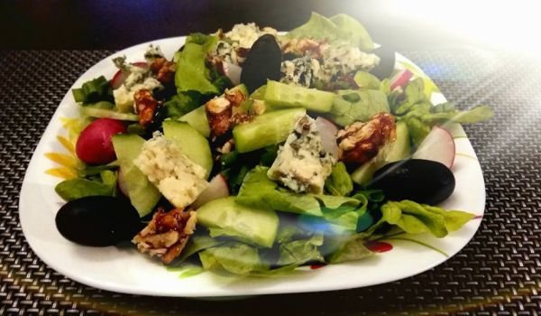 Салата Каприз