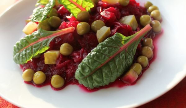 Салата от пащърнак с цвекло