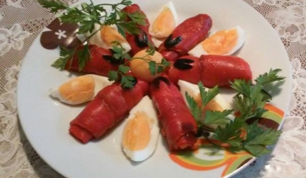 Салата от печени червени чушки