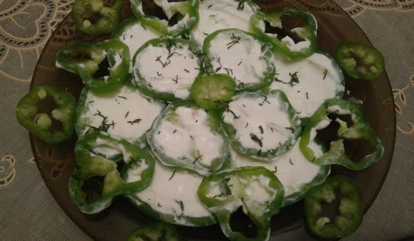 Салата с катък и чушки