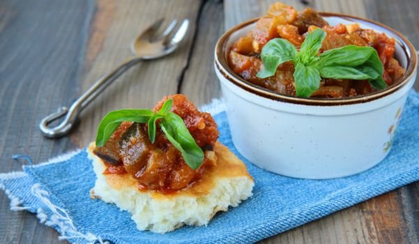 Салата с патладжан