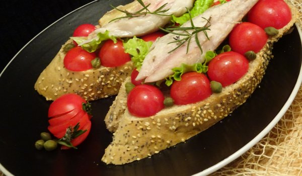 Сандвичи с печена скумрия