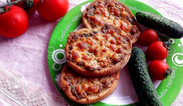 Сандвичи със смляно месо
