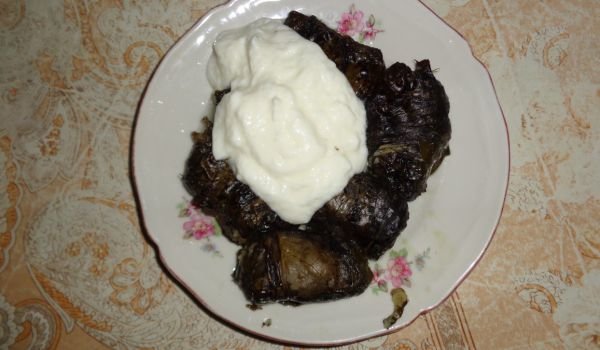 Сарми от лапад с кайма