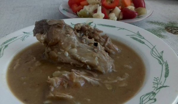 Селска яхния със заешко