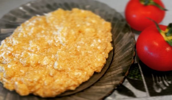 Селска каша с яйца и сирене
