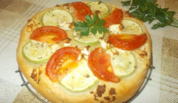 Селска питка със зеленчуци