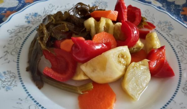 Селска туршия с камби