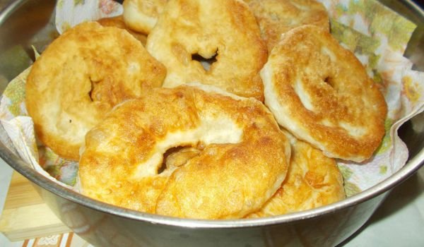 Селски мекици с дупка