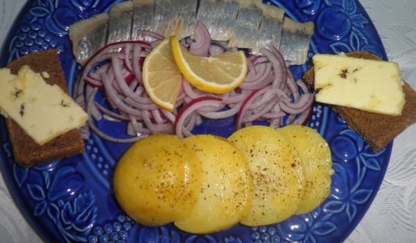 Сельодка с варени картофи