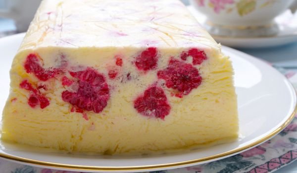 Семифредо с малини