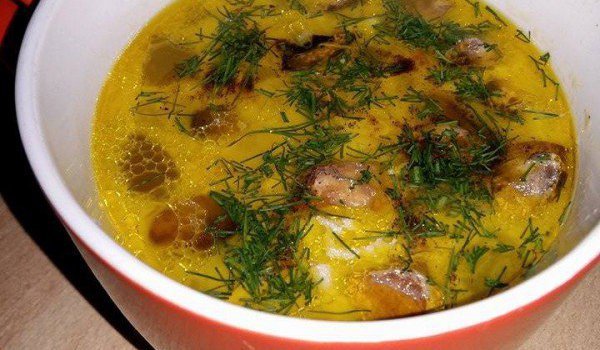 Шарена пилешка супа против настинки и грип