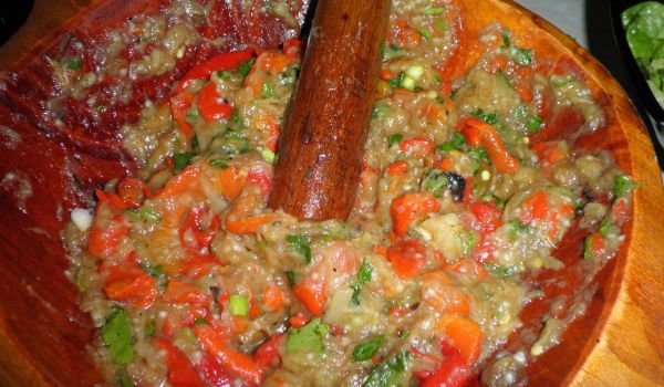 Шарена салата в хаванче