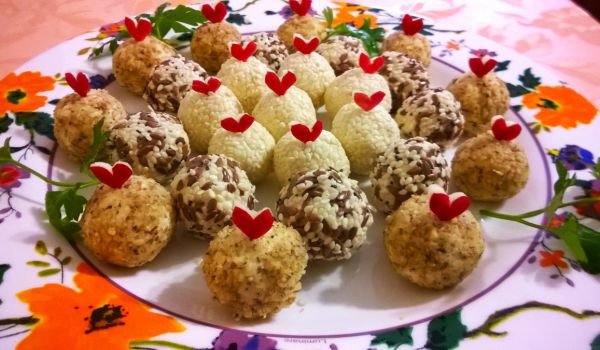 Шарени топчета Валентинки