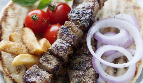 Шишчета, мариновани с киви