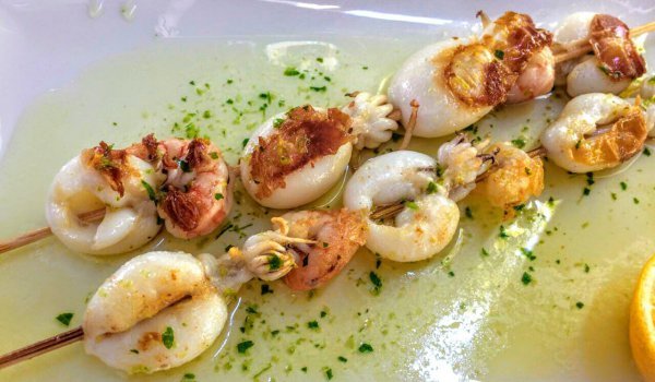 Шишчета от бейби сепия и скариди