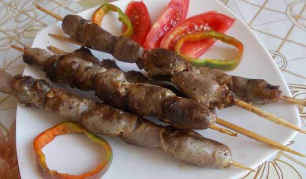 Шишчета от пилешки сърца с майонеза