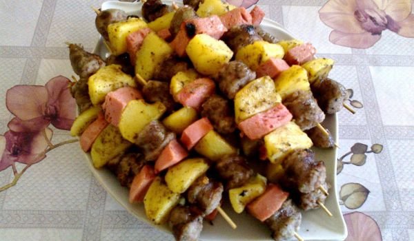 Шишчета с кълцана наденица