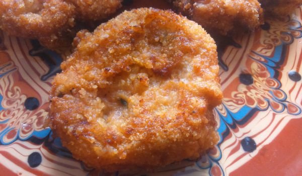 Шницел с картофи, патладжан и пипер