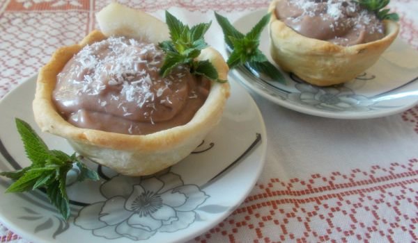 Шоколадов крем в тестени чашки