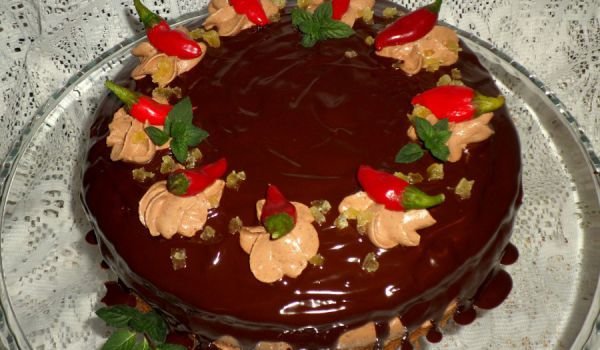 Шоколадова чили торта Jolie