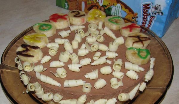 Шоколадова торта без печене