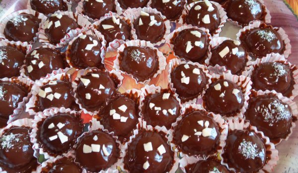 Шоколадови бонбони Гараш