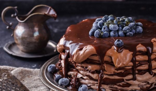 Шоколадови палачинки с крем