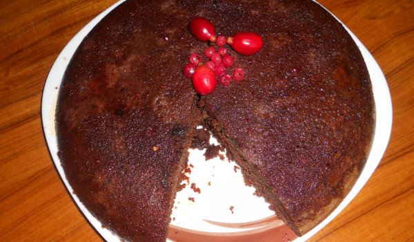 Шоколадово брауни с шипково брашно и сушени плодове