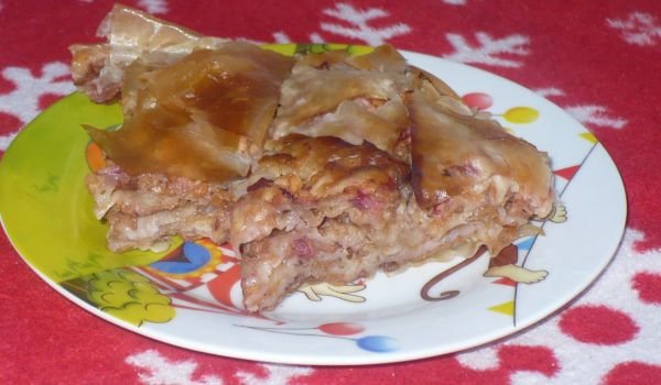 Щрудел с ябълки и къпини