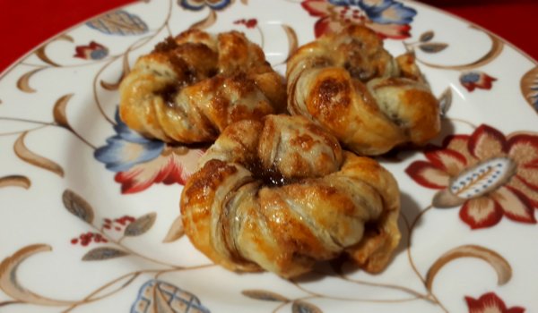 Шведски кифлички с канела