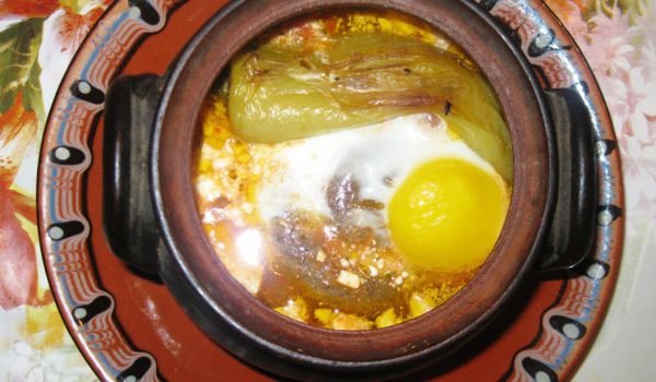 Сирене по шопски с карначе