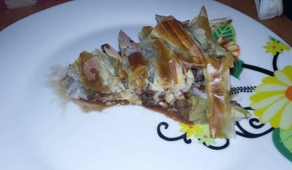 Сиропирана баница с киви и шоколад