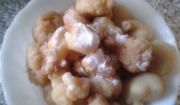 Сиропирани бухтички