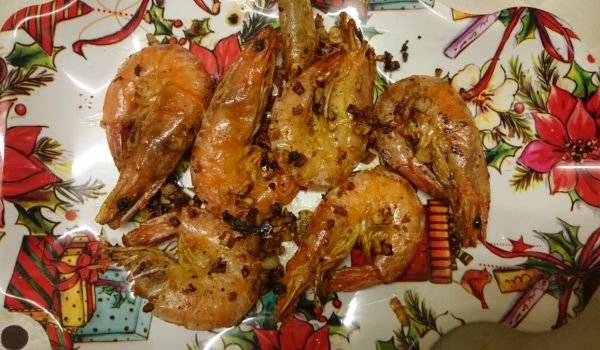 Скариди с чесън и масло